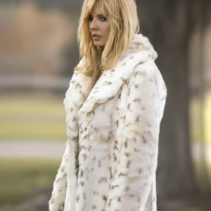 beth-dutton-white-leopard-cheetah-coat-yellowstone