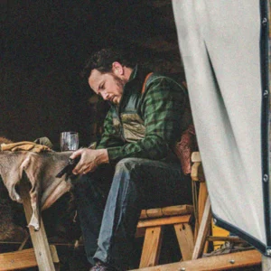 rip wheeler green quilted vest as seen on yellowstone 4