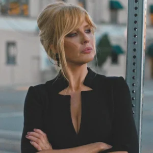 yellowstone-beth-dutton-black-notch-neck-jacket-1