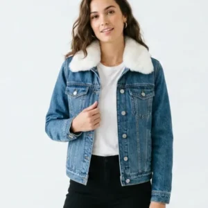 Jean Jacket with fur Collar