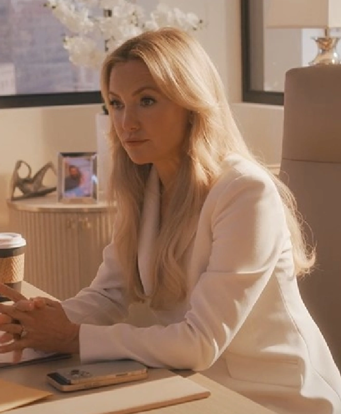 Kate Hudson Running Point S02 White Blazer - Image 2