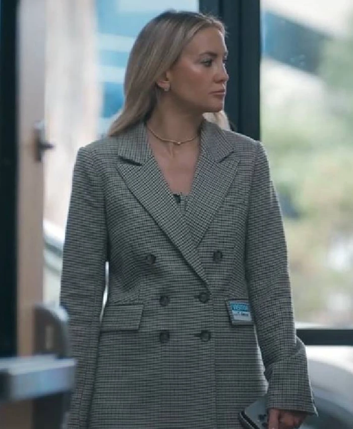 Running Point S02 Kate Hudson Double Breasted Blazer - Image 2