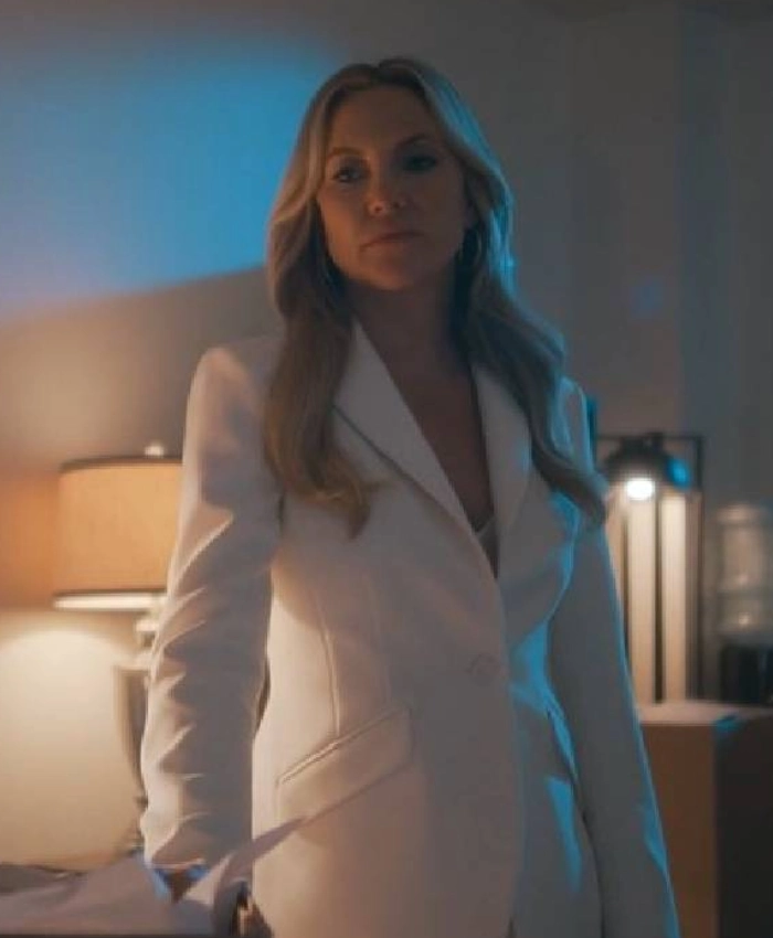Kate Hudson Running Point S02 White Blazer - Image 3